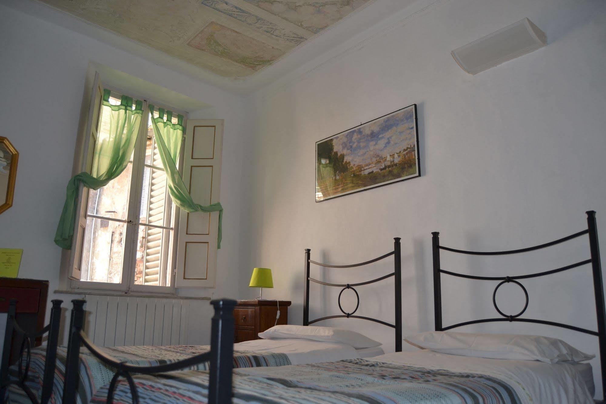 La Casa Di Antonella Hotell Siena Exteriör bild