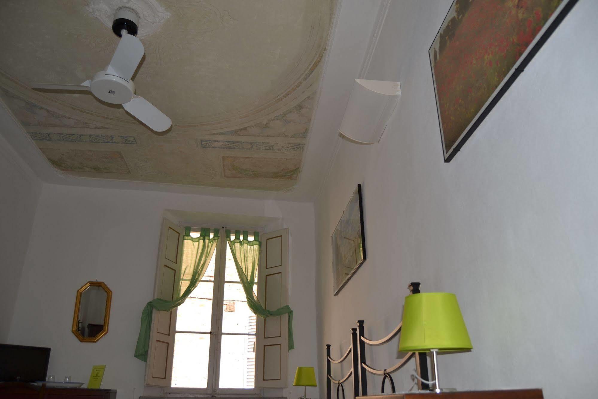 La Casa Di Antonella Hotell Siena Exteriör bild