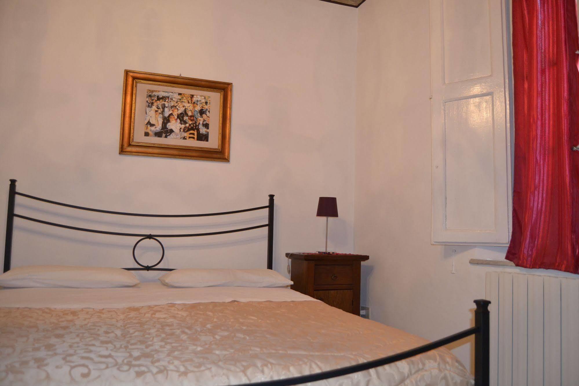 La Casa Di Antonella Hotell Siena Exteriör bild