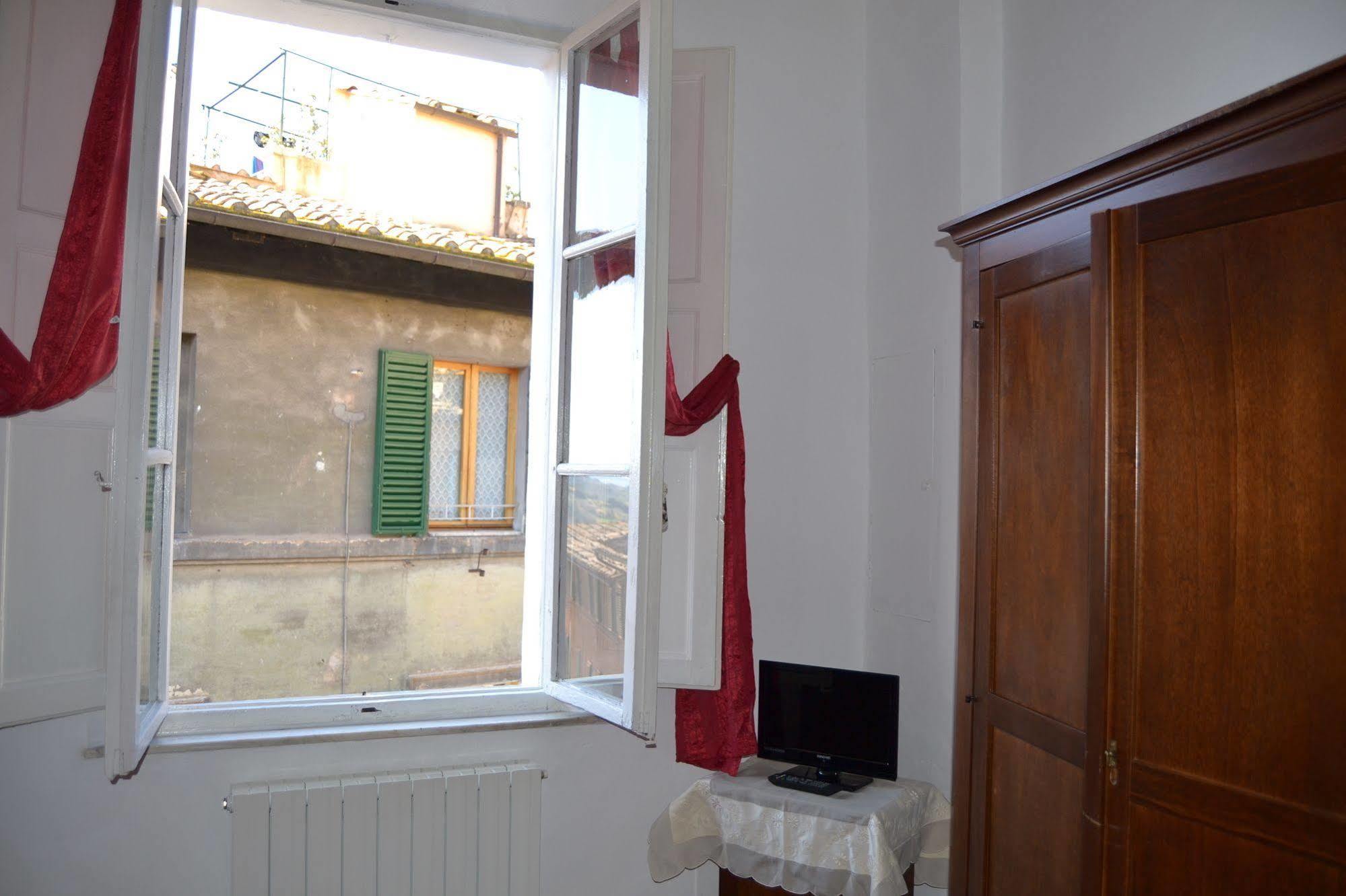 La Casa Di Antonella Hotell Siena Exteriör bild