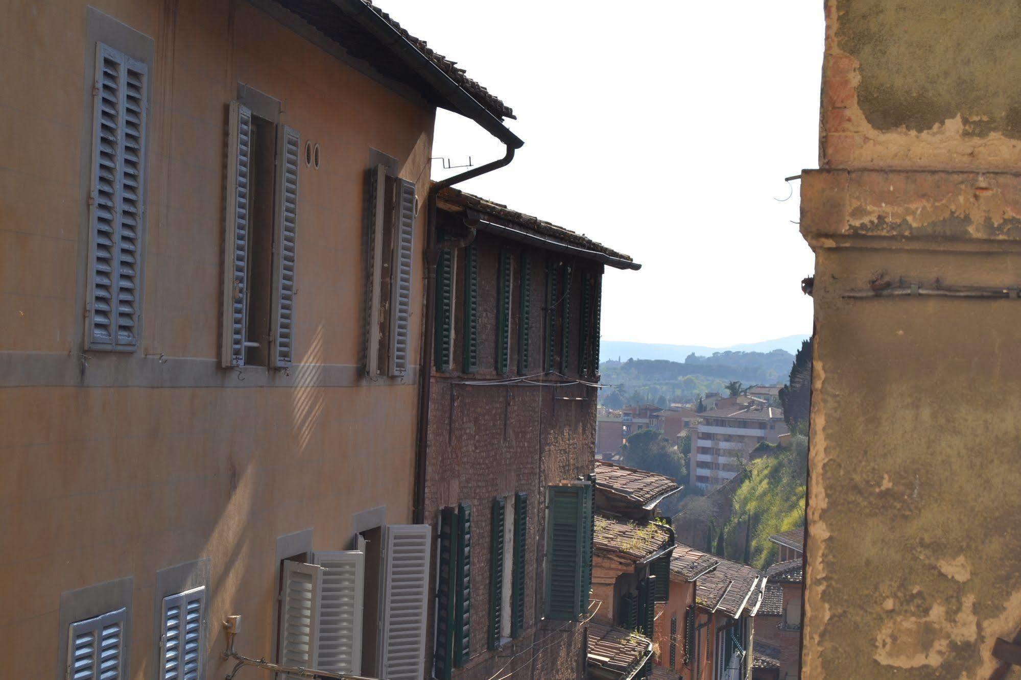 La Casa Di Antonella Hotell Siena Exteriör bild
